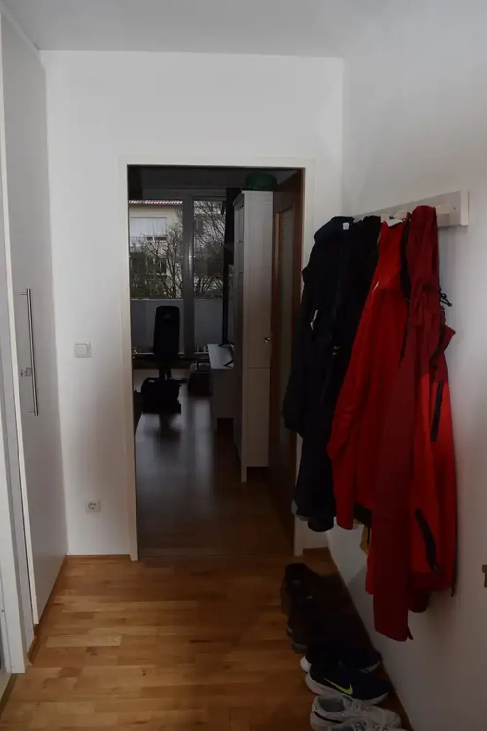 Michaela Hain Immobilien - Galerie Kleiderbügel