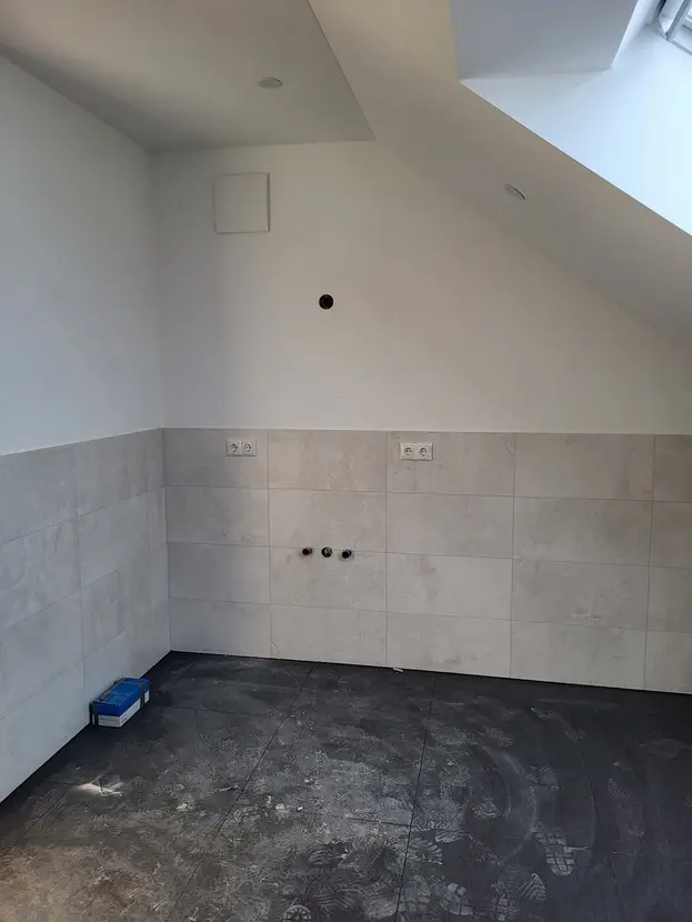 Michaela Hain Immobilien - Badewanne und Waschbecken