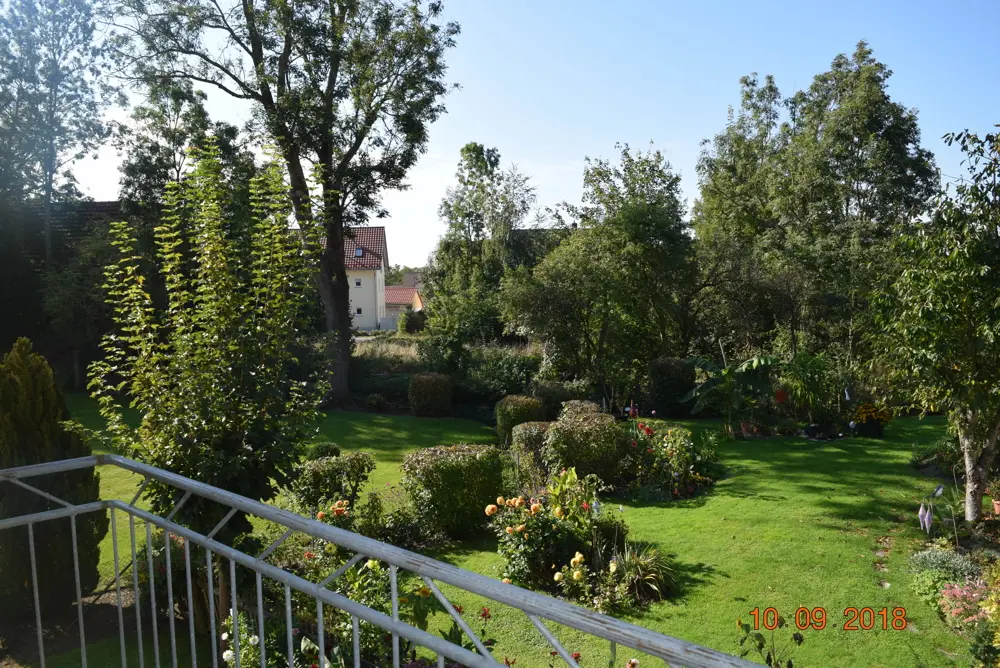 Michaela Hain Immobilien - Badewanne und Waschbecken