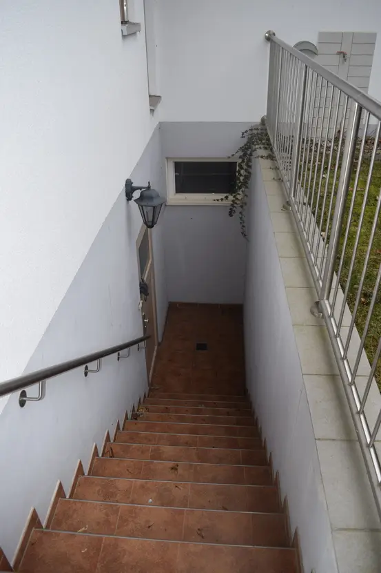 Michaela Hain Immobilien - Badewanne und Waschbecken