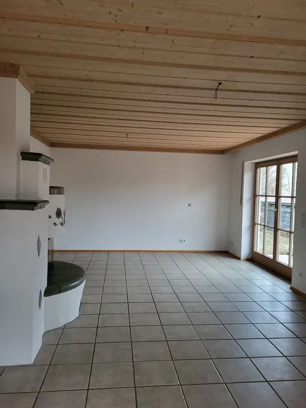 Michaela Hain Immobilien - Badewanne und Waschbecken