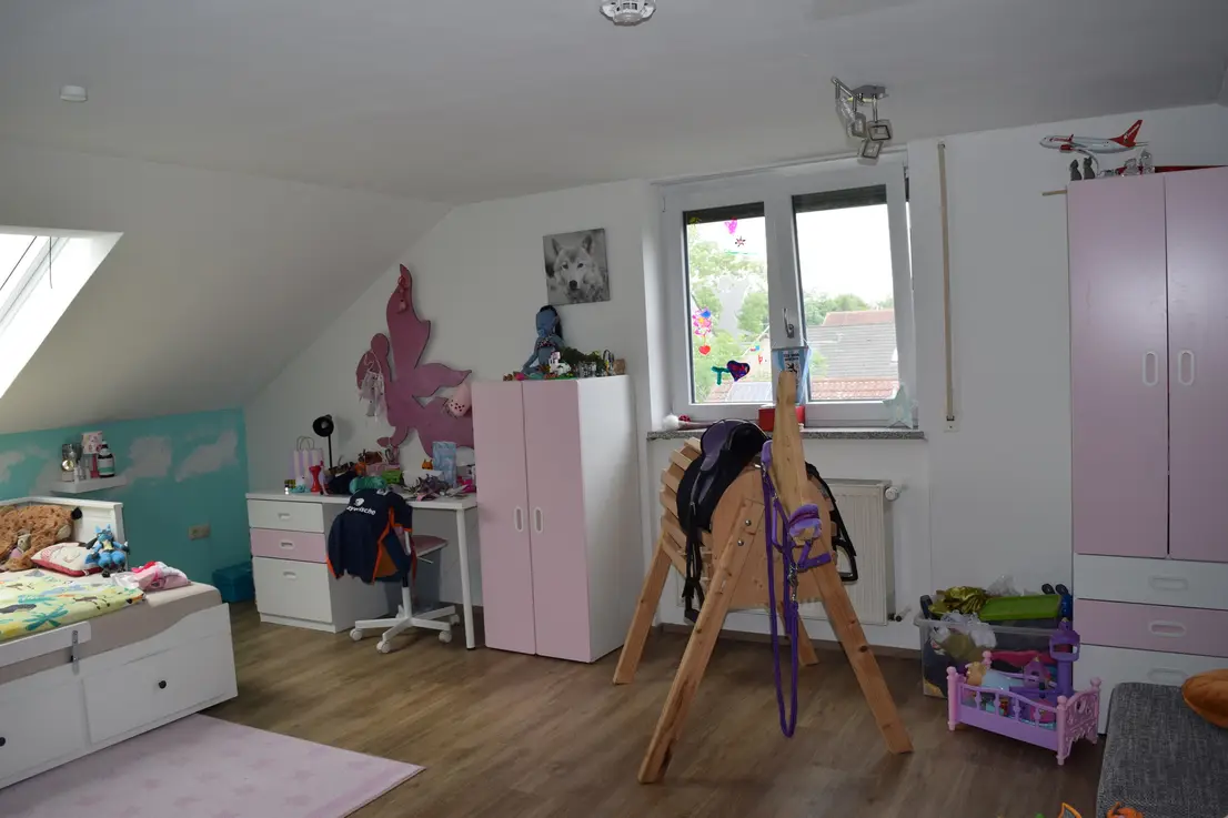 Michaela Hain Immobilien - Badewanne und Waschbecken