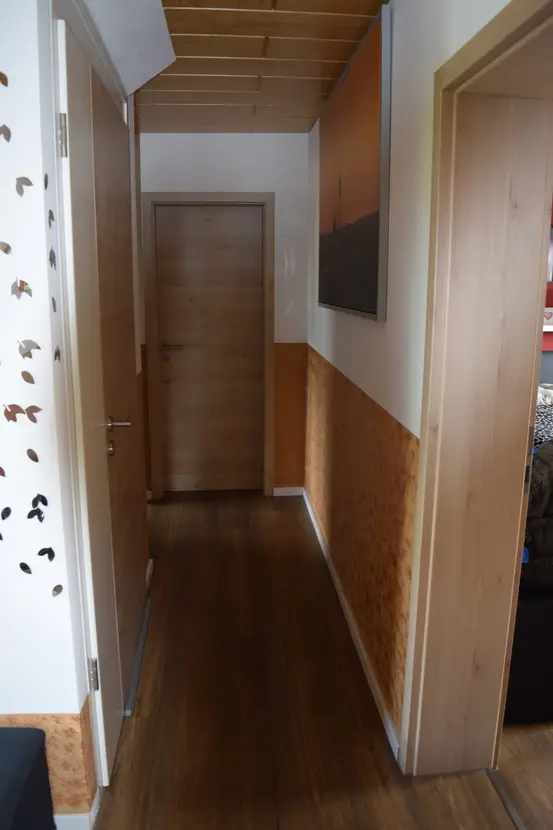 Michaela Hain Immobilien - Badewanne und Waschbecken