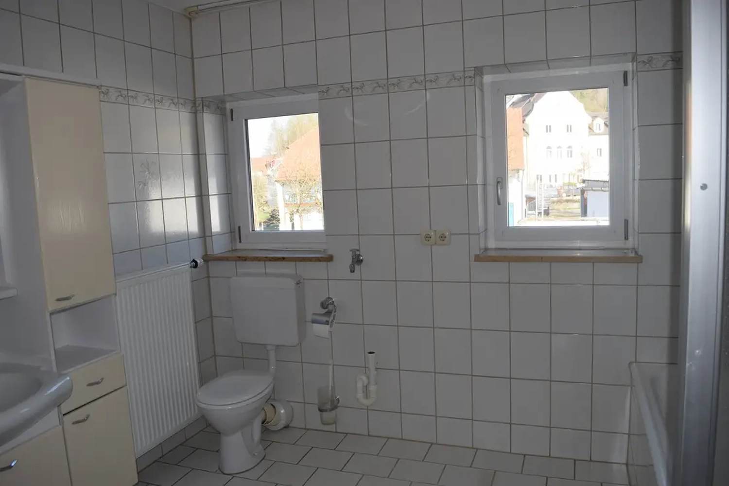 Michaela Hain Immobilien - Galerie Kleiderbügel