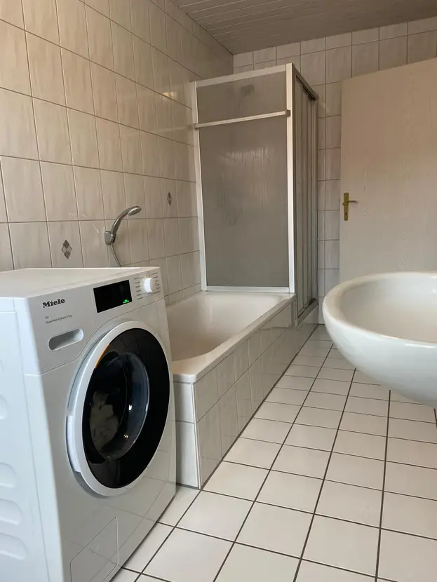 Michaela Hain Immobilien - Badezimmer