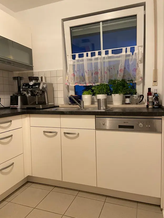 Michaela Hain Immobilien - Galerie Kleiderbügel