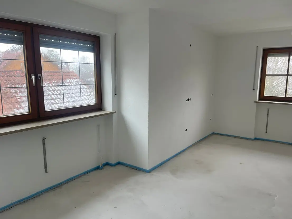 Michaela Hain Immobilien - Badewanne und Waschbecken