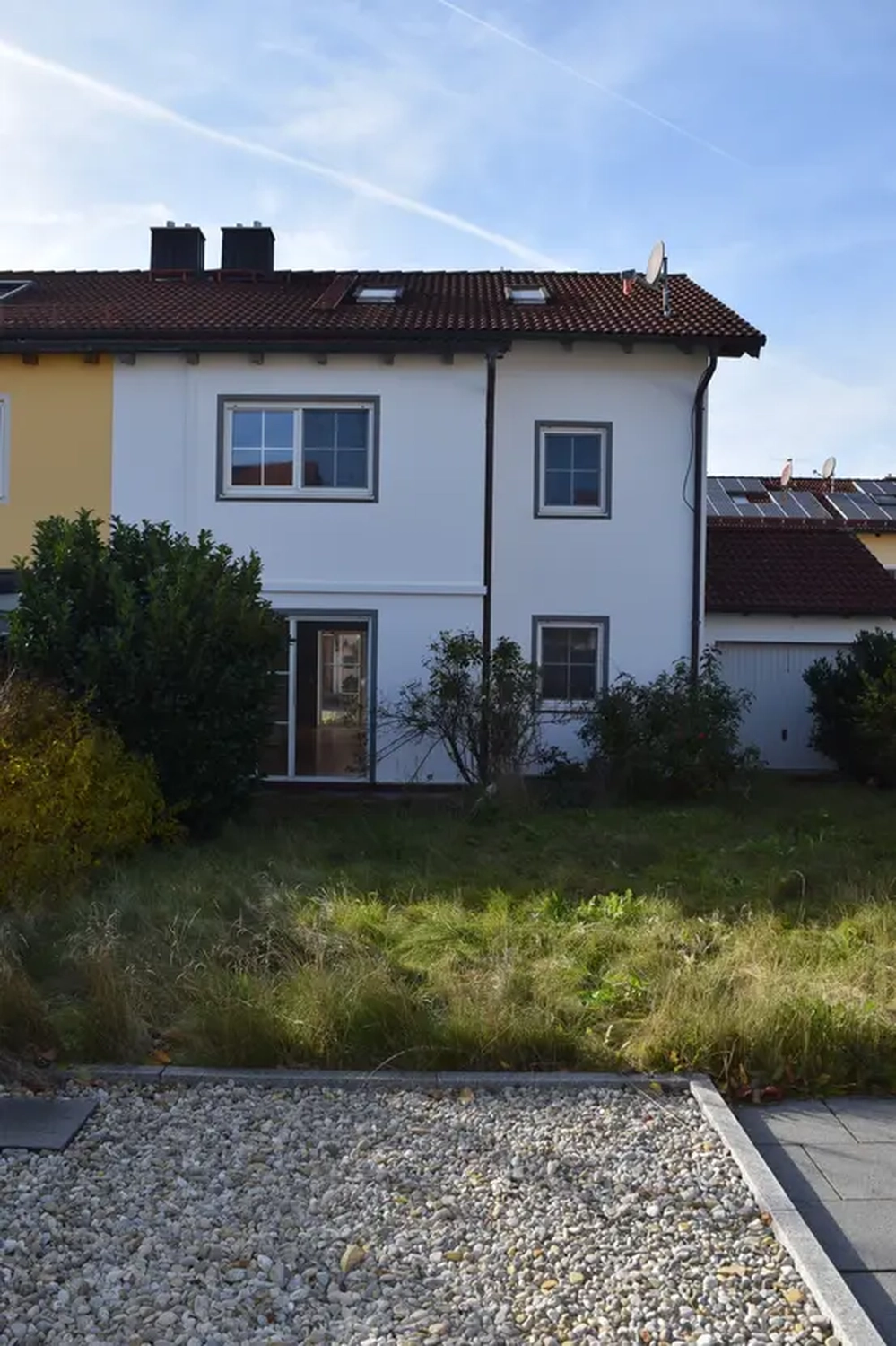 Michaela Hain Immobilien - Badewanne und Waschbecken