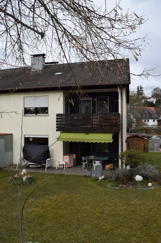 Michaela Hain Immobilien - Badewanne und Waschbecken