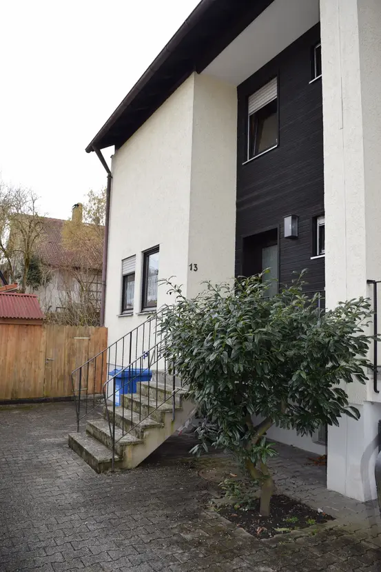 Michaela Hain Immobilien - Badewanne und Waschbecken