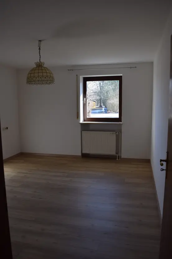 Michaela Hain Immobilien - Badewanne und Waschbecken