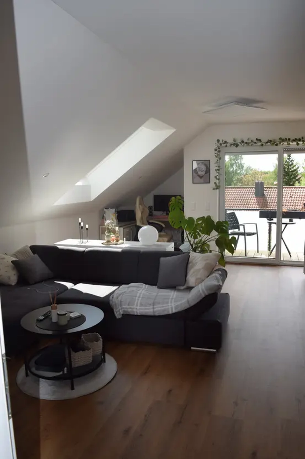 Michaela Hain Immobilien - Badewanne und Waschbecken