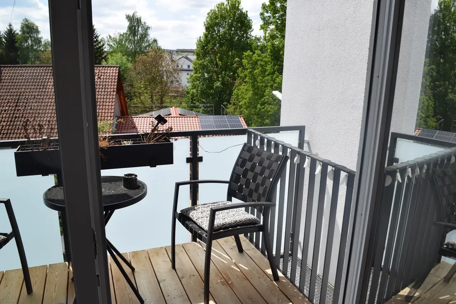 Michaela Hain Immobilien - Badewanne und Waschbecken