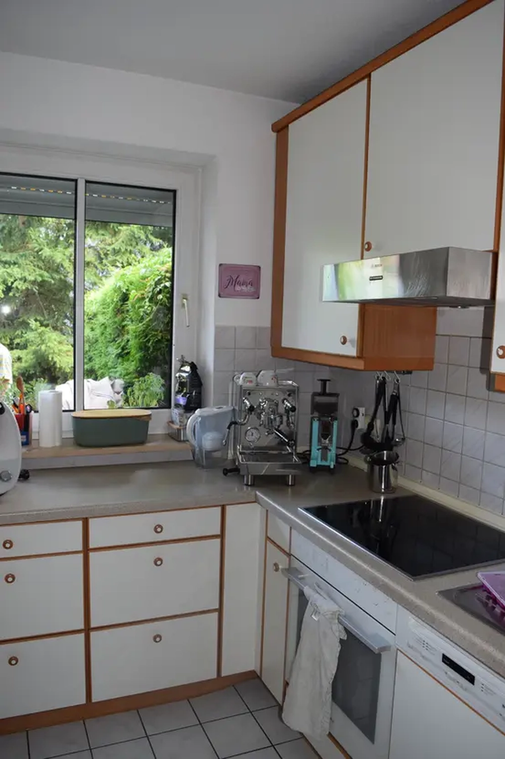 Michaela Hain Immobilien - Badewanne und Waschbecken