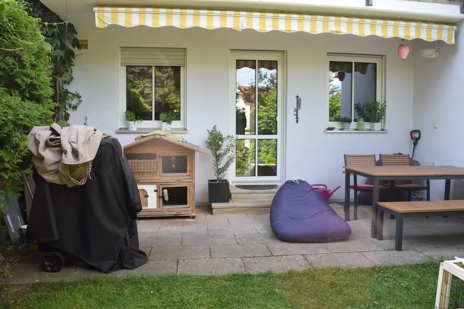 Michaela Hain Immobilien - Badewanne und Waschbecken